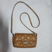 ราคา กระเป๋าหนัง crossbody มือสอง แบรนด์ญี่ปุ่น ( Omotesando 2002 ) (13848592432)