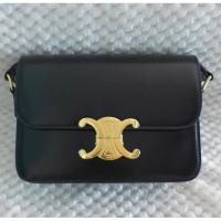 ราคา Celine teen triomphe ใหม่ (19392747015)