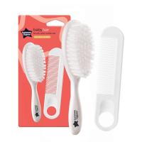 ราคา TT ESS BASICS BABY BRUSH & COMB - ชุดแปรงขนอ่อนนุ่มและหวีปลายมน สำหรับเด็กแรกเกิด (44953250004)