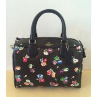 ราคา Coach หมอน Limited (92218382)