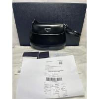 ราคา Prada Cleo ปี 2021 สภาพใหม่มากค่ะ (29323035078)