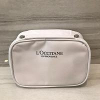 ราคา กระเป๋า สายการบิน CHINA AIRLINES x แบรนด์ LOCCITANE exclusive เฉพาะการบิน First class ของใหม่ มือ 1 กระเป๋าเครื่องสำอาง (22914012735)