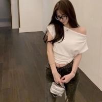 ราคา ก112 เสื้อครอปเปิดไหล่ปีกค้างคาวผู้หญิงเสื้อครอปผ้าฝ้ายแขนสั้นเซ็กซี่ขนาดต่ํากว่า53กิโลกรัม (42567425016)