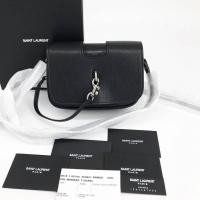 ราคา New! YSL Leather Crossbody 6.5” ปี2018 ของใหม่จ้า เป็นหนังทั้งใบ สายปรับระดับได้ ใส่iphone plusได้แน่นๆหน่อย ราคาดี (9111154851)