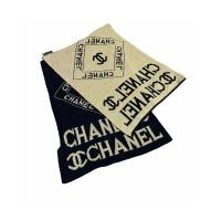 ราคา ผ้าคลุมไหล่ CHANEL VIP Gift 2 สีใน 1 ผืน มือสอง (28082247285)