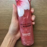 ราคา Bath & Body Works | Japanese cherry blossom diamond shimmer mist (2211547251)