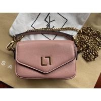 ราคา ส่งต่อกระเป๋าLynแท้100%จากช็อปสีชมพูกะปิสายโซ่ (13302304122)