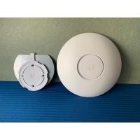 ราคา UBIQUITI UniFi (UAP-AC-LR) Wireless AC1350 Dual Band Access Point (ไม่รวม PoE Adapter) ใช้งานปกติ (ร้านค้าส่งเร็ว100%) (25810712091)