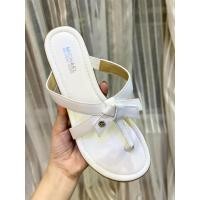 ราคา รองเท้าแตะ Michael Kors ของแท้ (26472522662)