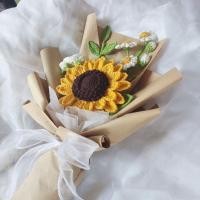 ราคา ดอกทานตะวัน ช่อดอกไม้ถักไหมพรมแซมด้วย ดอกเดซี่ไหมพรม จัดช่อให้สวยงาม ของขวัญวาเลนไทน์ วันปัจฉิม ช่อดอกไม้ (27665050335)