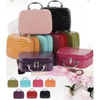 ราคา กระเป๋าเครื่องสำอางลายหนังจระเข้ (16436608529)