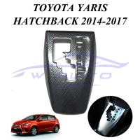 ราคา 1ชิ้น ครอบเกียร์ออโต้ โตโยต้า ยาริส ปี 2014 - 2017 ลายเคฟล่า TOYOTA YARIS ครอบเกียร์ KEVLAR A/T (22832438492)