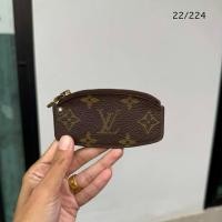 ราคา ใส่เหรียญโมโน ของแท้ 100% (56006171869)