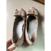 ราคา รองเท้าคัทชูแบรนด์ ST.JAMES เบอร์ 7 มือสอง ใส่เอง สีชมพูอ่อน (40128845296)