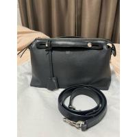 ราคา กระเป๋า Fendi By The Way สีดำ แท้ มือสอง (43877491594)
