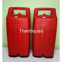 ราคา เคสต้นสนสีแดง แรงฤทธิ์ (รุ่นเก่า) สำหรับใส่ตะเกียงน้ำมัน Coleman รุ่น 220 285 295 290 มือสองรุ่นเก่าแท้ USA (16504622678)