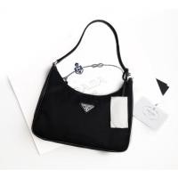 ราคา Prada Re-Edition 2005 Re-Nylon mini bag (11556201895)
