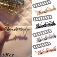 ราคา 10pcs Handmade Letter ป้ายโลหะ DIY เสื้อผ้ากางเกงยีนส์รองเท้ากระเป๋าแท็กอุปกรณ์เย็บผ้าอุปกรณ์ตกแต่ง (29608545766)