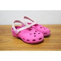 ราคา รองเท้าเด็กแบรนด์แท้มือสองสภาพดี Crocs (1263839957)