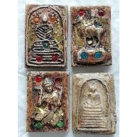 ราคา พระสมเด็จกรุวังหน้าหลังถวายร.5ติดพลอยสี คละพิมพ์ลงรักปิดทอง-สมเด็จเกศไชโย พ.ศ.๒๔๑๑ (18545155870)