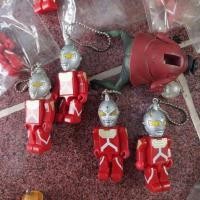 ราคา พวงกุญแจ อุลตร้าแมน งานเก่าปั๊ม Esso (25872311745)