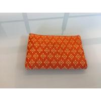 ราคา NO.023 กระเป๋าสตางค์ งานผ้าไหม สีส้ม ขนาด ยาว 12 เซนติเมตร กว้าง 8 เซนติเมตร (29473191230)