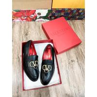 ราคา used valentino loafers (25364096302)