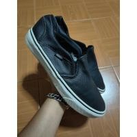 ราคา Vans สลีปออนหนังสีดำ ไซร้ 38.5/24.5 มือสองของแท้ (53651416707)