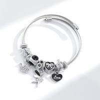 ราคา ส่งเร็ว pandora style กำไลข้อมือ ผู้หญิง สเตนเลส+เงิน ชุดสร้อยข้อมือลูกปัดจี้สีดำ (28630801887)