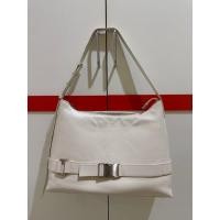 ราคา กระเป๋า SQUARE line Tuit Shoulder Bag มือสองแท้ (40328913038)