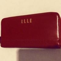 ราคา กระเป๋าสตางค์ แบรนด์ ELLE สีแดง มือ2 (2850927013)