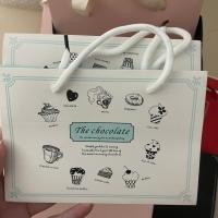 ราคา (ของขวัญ) กระเป๋ากล่องช็อคโกแลตหรูหราและสง่างามรวมเมื่อซื้อกล่องช็อคโกแลตใดๆ (55604765005)