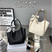 ราคา IMPORTED FASHION BAG 75067 TAO LE YU SLING BAG TLY (29537912822)