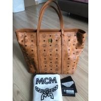 ราคา กระเป๋า MCM Tote Shopping ซิปบน มือสอง ของแท้% สภาพสวยกริป✨✨ (21782626753)