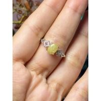 ราคา แหวนไหมทอง (Golden Rutilated Quartz) พลอยแท้เส้นไหมทอง ตัวเรือนเรียบหรู (53405505473)