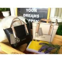 ราคา GUESS DELANEY MINI CROSS BODY BAG (1219580148)