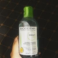 ราคา Bioderma Sebium H2O (ไบโอเดอร์มา ซีเบียม เอช ทู โอ) 250 ML. (1738471100)