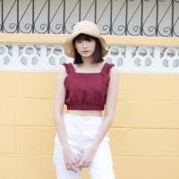 ราคา เสื้อครอป สีไวน์แดง เอวจั้มปลายยางยืด จากร้าน herslazy (1074738371)