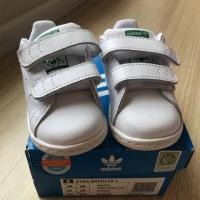ราคา Adidas Stan Smith รองเท้าเด็ก ของแท้100% มือ2 (2395563525)