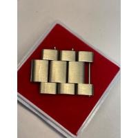 ราคา อะไหล่ ข้อสาย Tag heuer f1 อะไหล่เเท้ มือสอง (56903514524)
