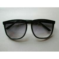 ราคา แว่นกันแดดมือสองสภาพดี ซื้อ2แถม1 (182839409)