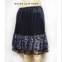 ราคา กระโปรงซับในต่อชายระบาย รุ่นระบายลายโบว์กุ๊นขอบ2ชั้น(สีดำ) (7202691192)