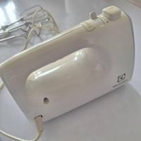 ราคา มือสอง ELECTROLUX เครื่องผสมอาหาร สภาพดี ใช้งานปกติ (58055615755)