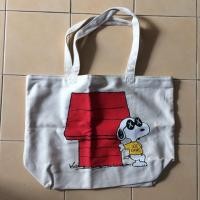 ราคา Uniqlo Kaws x Peanuts ถุงผ้ายูนิโคล่ ลาย Kaws x Peanuts (1321232016)