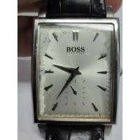ราคา นาฬิกาข้อมือ Hugo Boss หน้าปัดเหลี่ยม รุ่น “HB.175.1.14.281 / S.7150.27” (ของเก่า พร้อมใช้งาน) (24397388662)