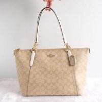ราคา Coach F31976 F58318 ava tote ใบใหญ่ ใส่ของได้เยอะค่ะ ขนาด 16 3/4" (L) x 9 3/4" (H) x 5" (W) ราคา 4,590 (1604731842)