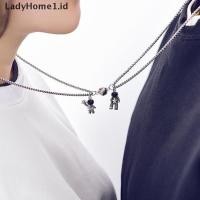 ราคา สร้อยคอคู่รักแม่เหล็กนักบินอวกาศ // สร้อยคอคู่รัก (26506196452)