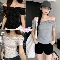 ราคา Yummy Shop㈠ เสื้อแขนสั้นผู้หญิง ดีเทลแต่งระบาย ทรงรัดรูป ลายจุดสีพื้นขาวเทา เสื้อปาดไหล่ เกาหลี ฟรีไซส์' FYB51 (45104909267)