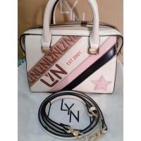 ราคา กระเป๋าLYNแท้ มือ2 แท้จากshop (22214547664)