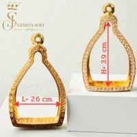 ราคา ตลับพระ / กรอบพระ ทองนาโน ฝังเพชร (รูปทรงเจ้าสัวเล็ก) 2.6 cm. * 3.9 cm. (56656275516)